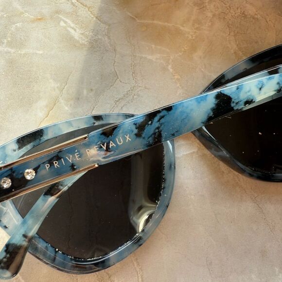 Prive Revaux Blue Tortoise Cat Eye Sunglasses w/ Rhinestones + Case main image 5